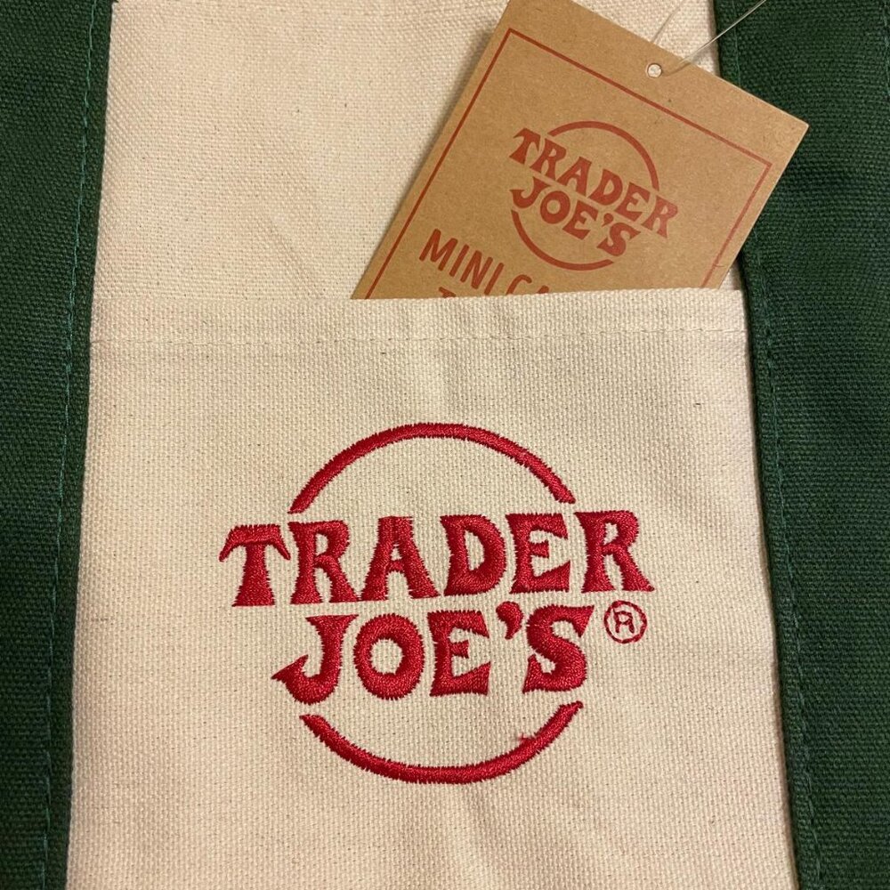New with Tags! Set of 2: GREEN - Trader Joe's Lar… - image 11